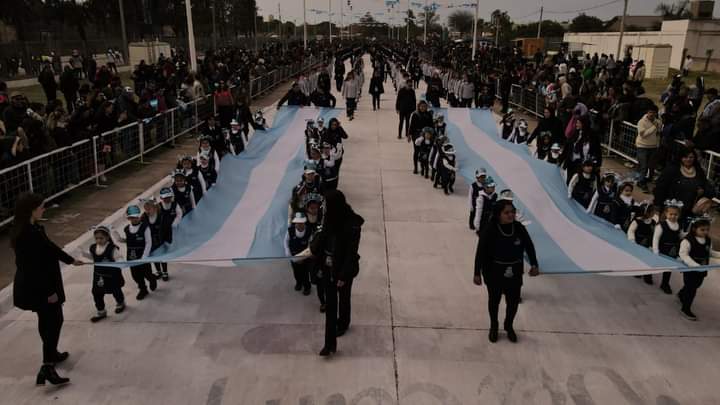 INTENDENTE ADALBERTO PAPP: "LA INDEPENDENCIA SE CONSTRUYE TODOS LOS DÍAS"