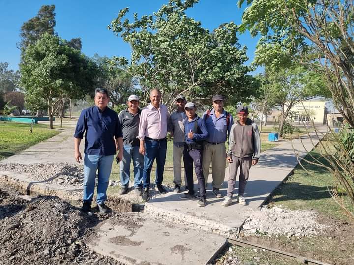 EL MUNICIPIO DE VILLA ÁNGELA COORDINA TRABAJOS DE BACHEO JUNTO A VIALIDAD NACIONAL