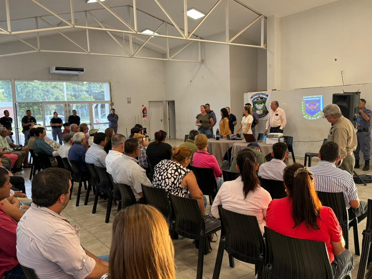 *EL GOBIERNO DEL CHACO PROFUNDIZA SU PLAN DE SEGURIDAD RURAL CON NUEVAS CAPACITACIONES A PRODUCTORES*