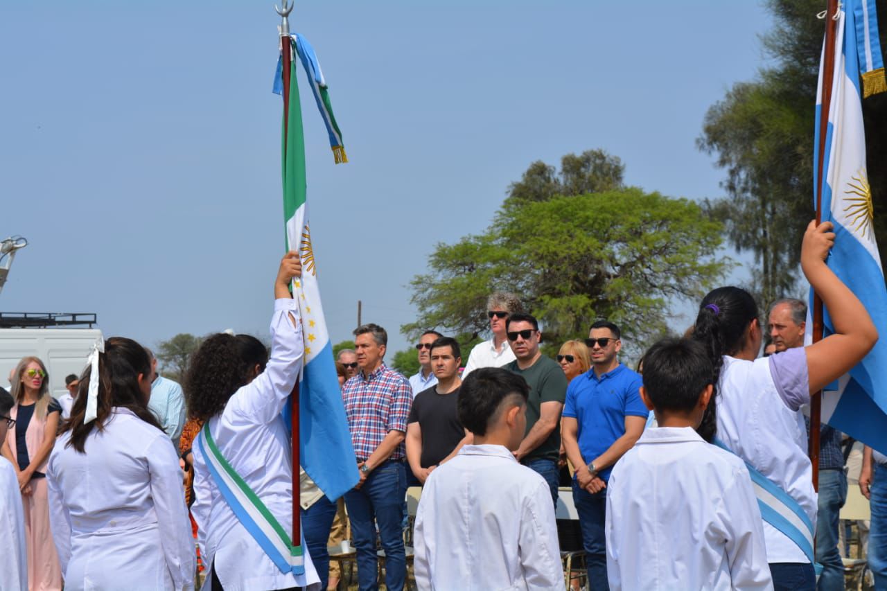 DÍA DEL CAMINO: EL GOBERNADOR ZDERO INAUGURÓ RIPIO Y MEJORAS EN LA PLAZA DE PUEBLO DÍAZ- VILLA ÁNGELA