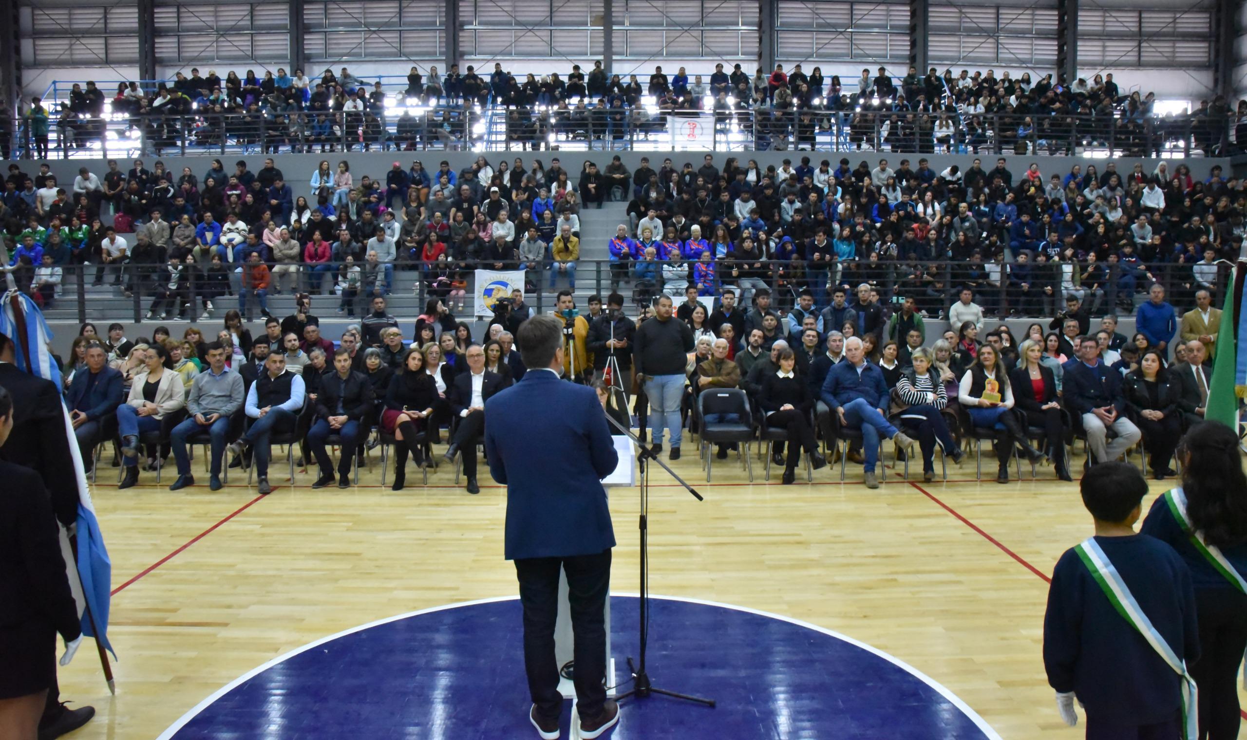 EL GOBERNADOR ZDERO HABILITÓ LAS OBRAS DEL CEF N°1, IESEF Y DESOCHA