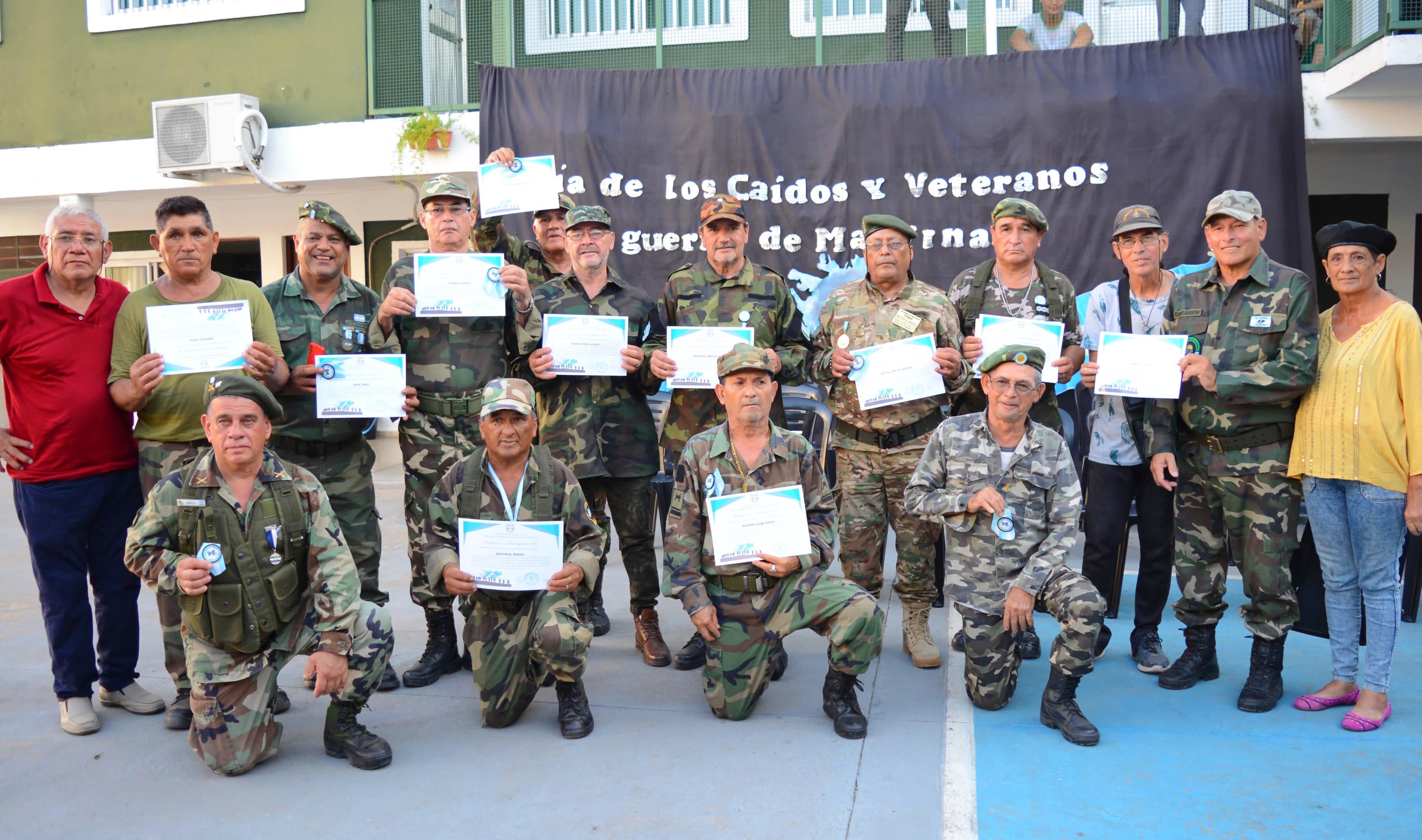 EL GOBIERNO PROVINCIAL PARTICIPÓ DE UN HOMENAJE A HÉROES DE MALVINAS EN LA UEGP N°6*