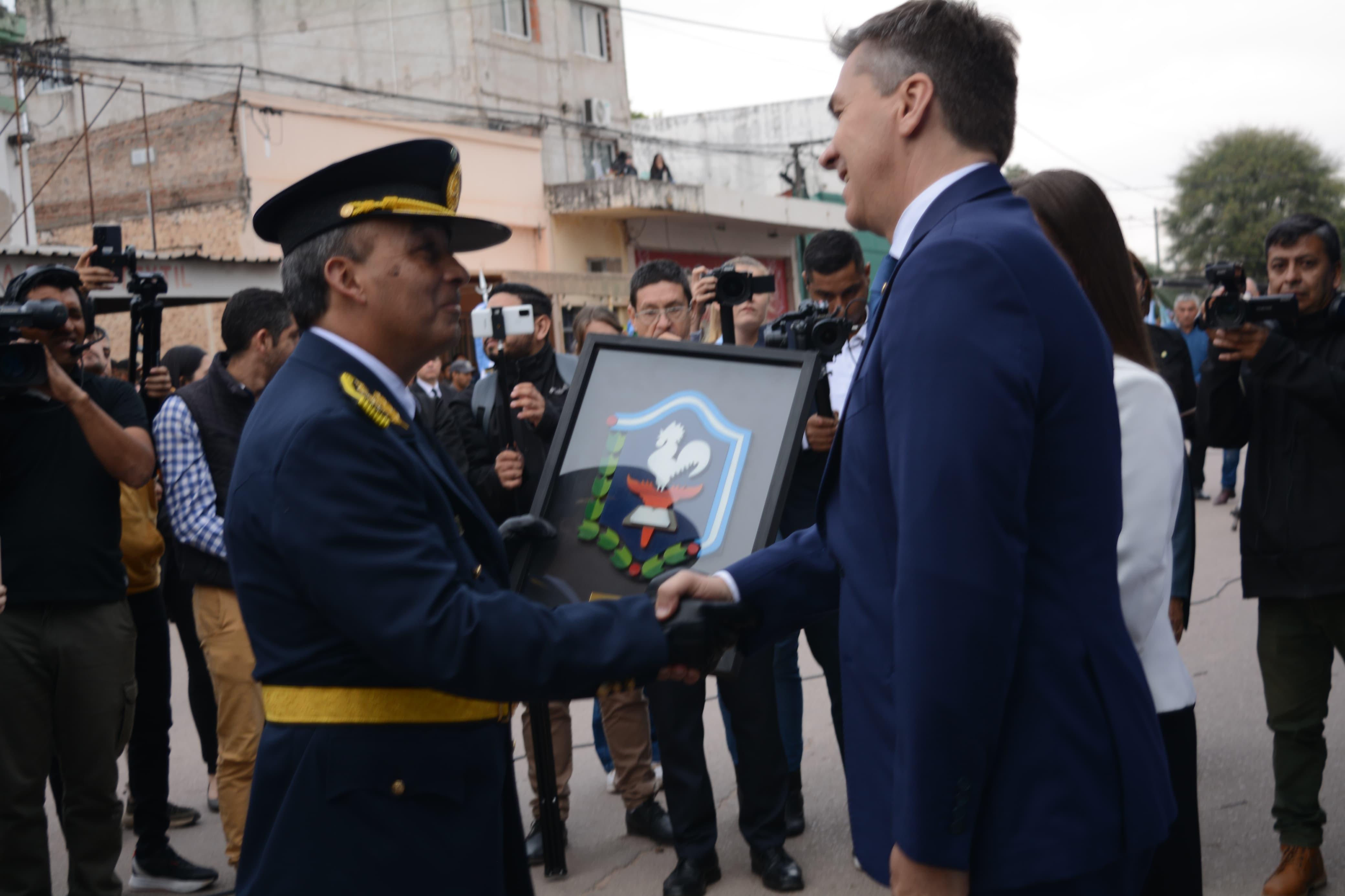 71° ANIVERSARIO DE LA POLICÍA: ZDERO VALORÓ A LA INSTITUCIÓN, GARANTIZÓ LOS ASCENSOS Y ANUNCIÓ EL INCREMENTO SALARIAL DE 40 PUNTOS AL CÓD.150