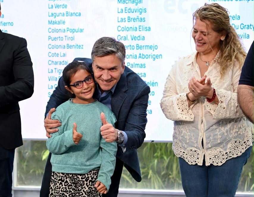*VER PARA SER LIBRES: ZDERO ENTREG&Oacute; 100 ANTEOJOS Y DESTAC&Oacute; LA INCLUSI&Oacute;N EDUCATIVA DE LOS CHICOS*