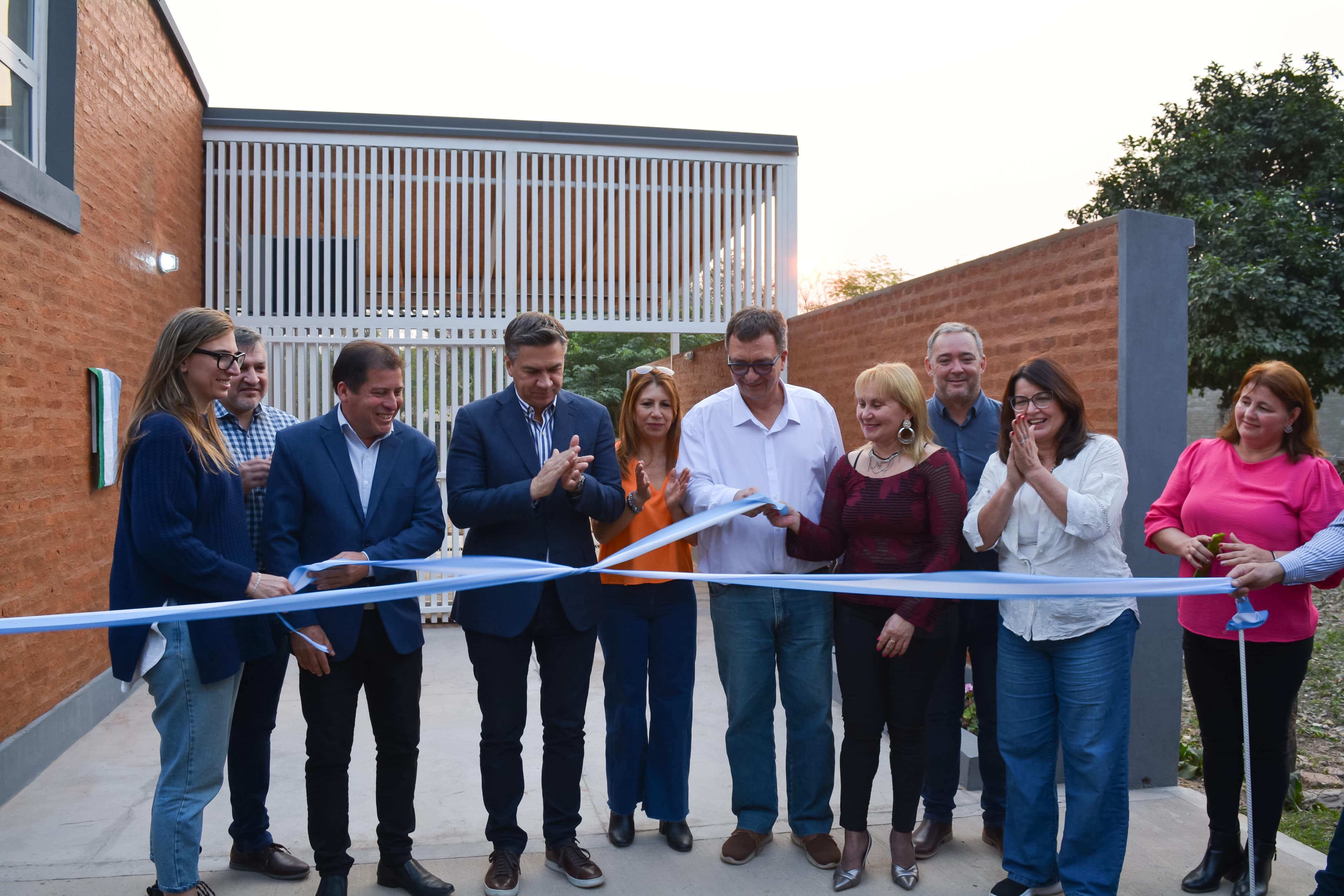 PRESIDENCIA ROCA: EL GOBERNADOR ZDERO INAUGURÓ UN CENTRO DE DESARROLLO INFANTIL