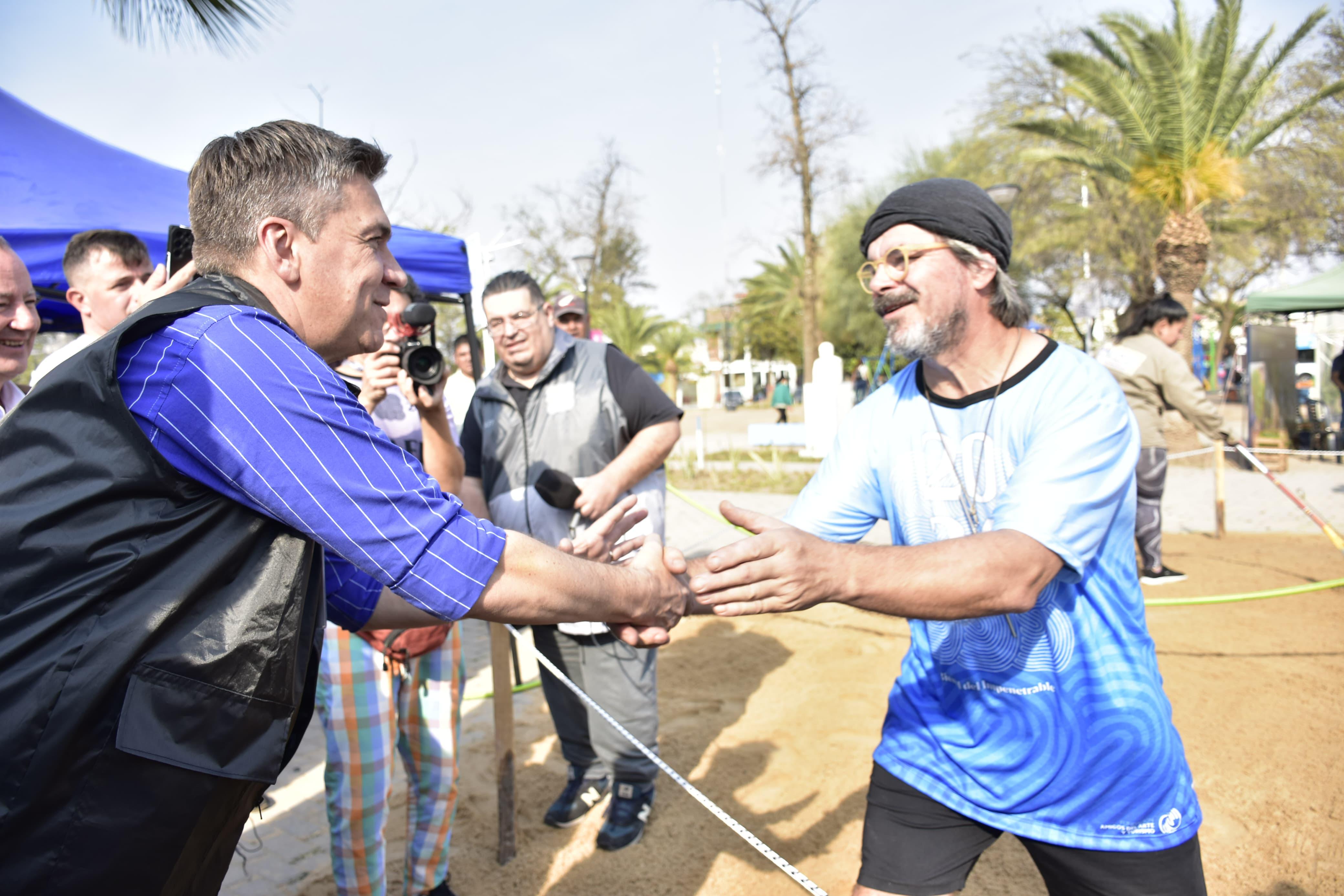 CASTELLI: EL GOBERNADOR ZDERO ACOMPAÑÓ HOY LA BIENAL DEL IMPENETRABLE