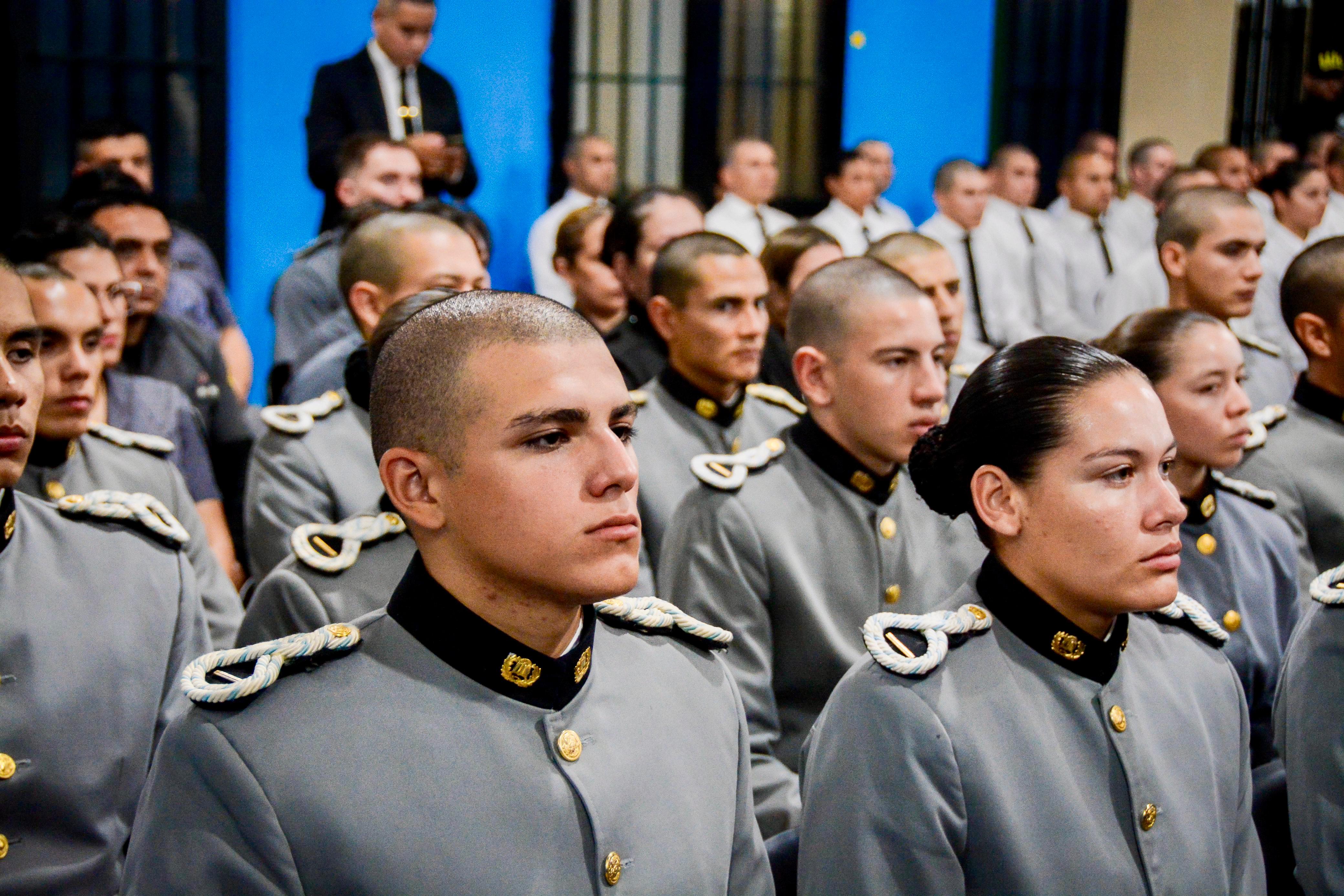 *EL GOBERNADOR ZDERO LANZÓ LA CONVOCATORIA PARA LA INCORPORACIÓN DE 200 NUEVOS MIEMBROS PARA EL SERVICIO PENITENCIARIO, CICLO 2025*