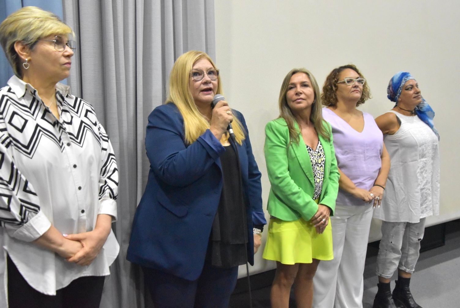 POR EL MES DE LA MUJER, NAIDENOFF PARTICIPÓ DEL CINE DEBATE SOBRE LA TRATA DE PERSONAS JUNTO A ESTUDIANTES SECUNDARIOS