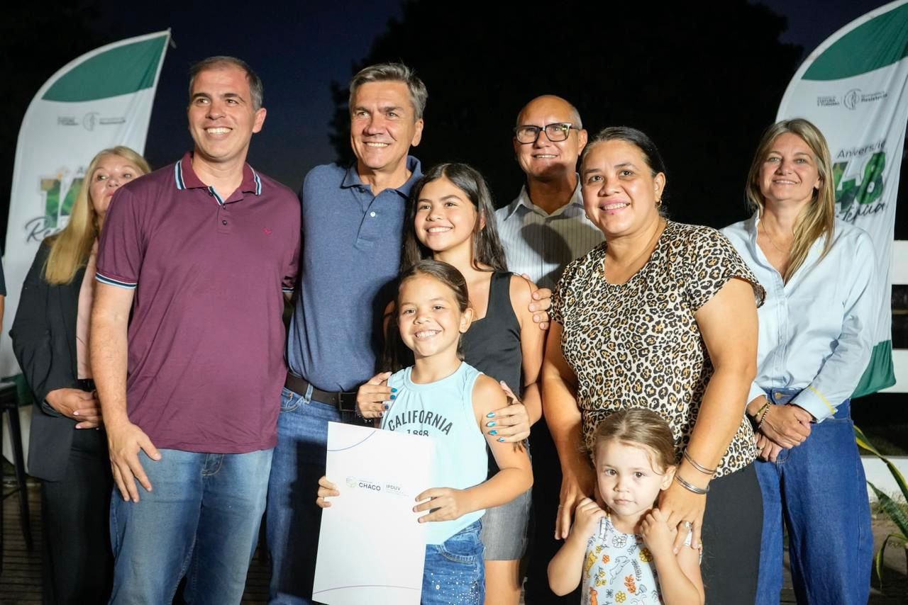 A POCOS D&Iacute;AS DEL ANIVERSARIO DE RESISTENCIA: M&Aacute;S FAMILIAS ACCEDIERON A SU T&Iacute;TULO DE PROPIEDAD