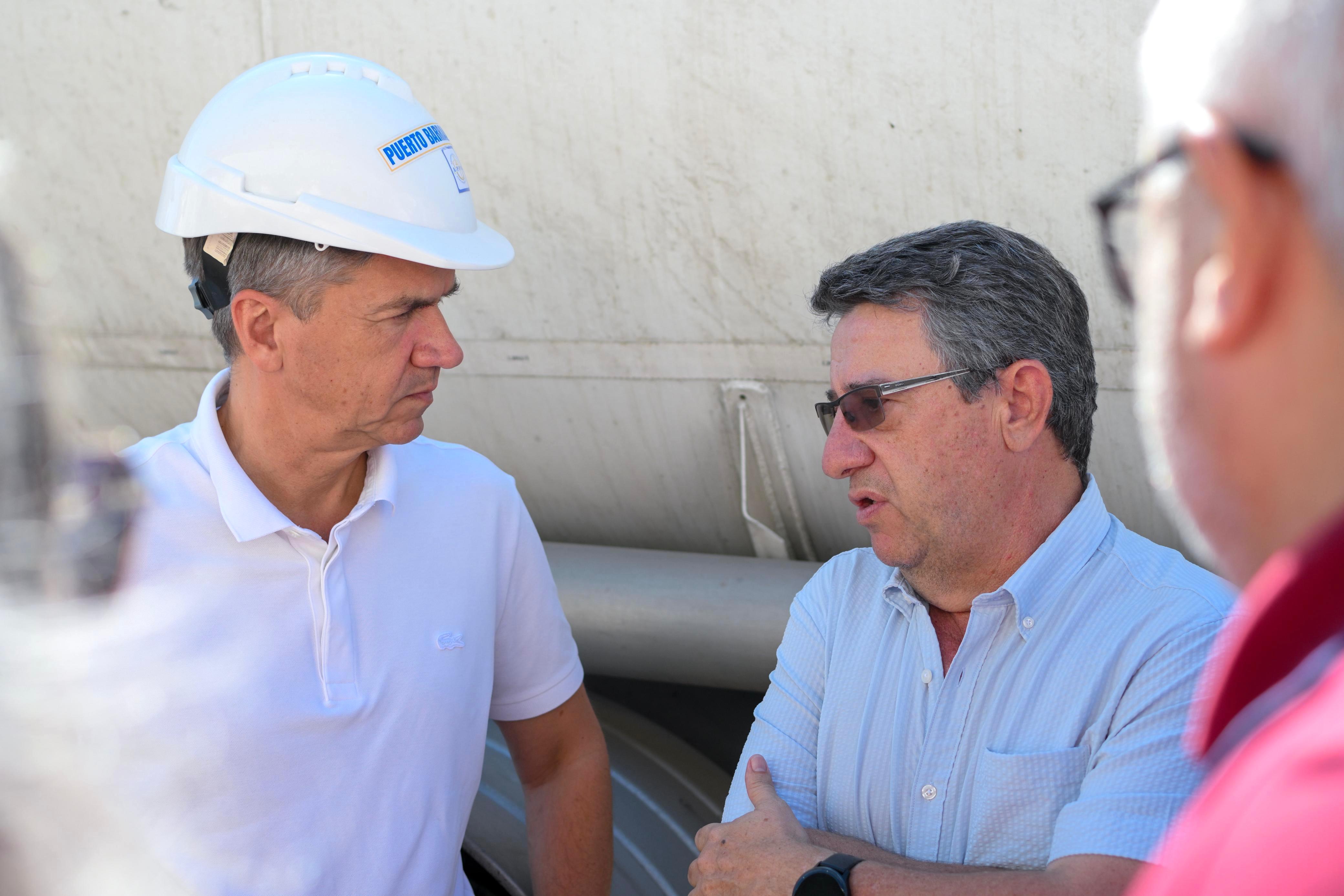 NUEVO LOGRO EN EL PUERTO DE BARRANQUERAS: CHACO EXPORTA ACEITE DE GIRASOL A ESPAÑA