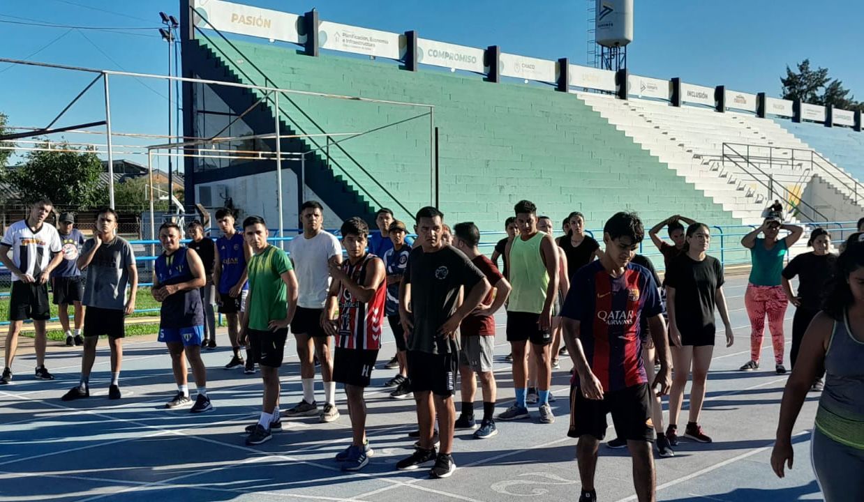 CLASES GRATUITAS PARA EL INGRESO A LAS FUERZAS ARMADAS Y AL IESEF